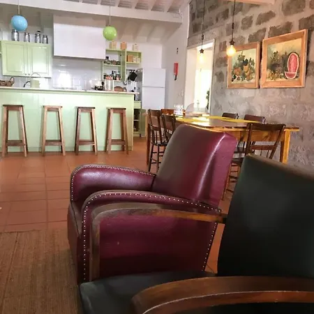 בית נופש Adega Do Mota *