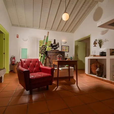 Adega Do Mota וילה פראנקה דו קמפו